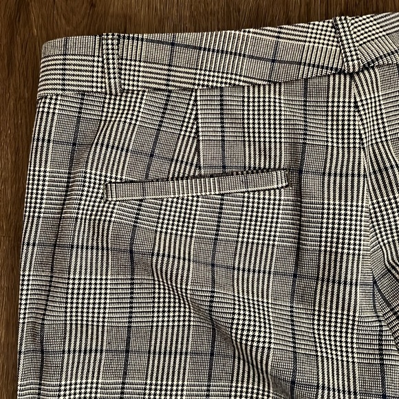 Banana Republic ladies Sloan pant - Picture 4 of 4